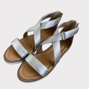 Hush Puppies Briard X Back Zip, Silver Metallic Leather Sandals Size 11